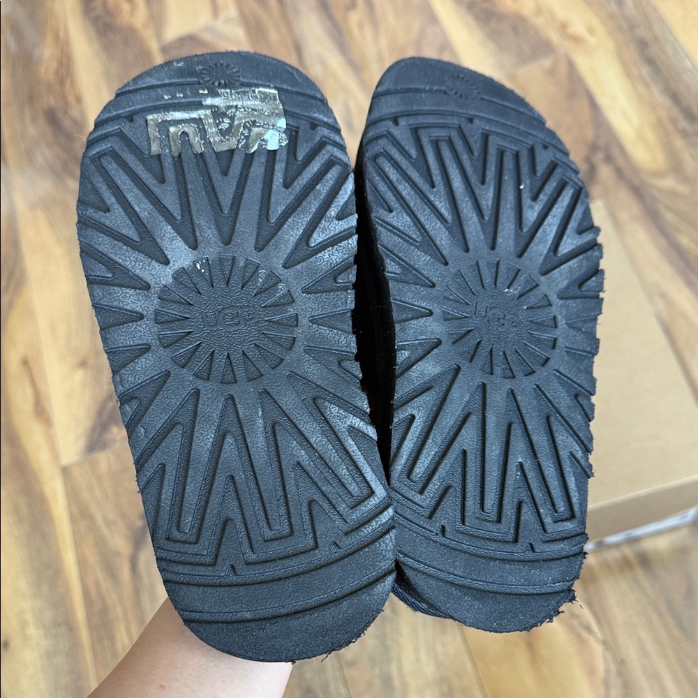 UGG Black Fuzz Slingback Slide - Cozy Slip-On - Picture 5 of 8